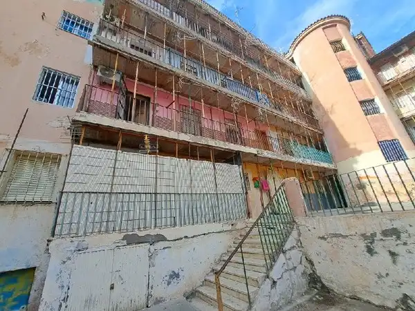 Piso en venta en C/ Juan Goytisolo, La Chanca - Pescadería