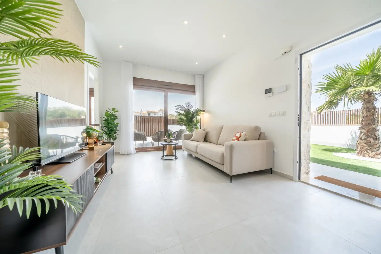 House with pool for sale in Desamparados - Hurchillo - Torremendo, imagen 9