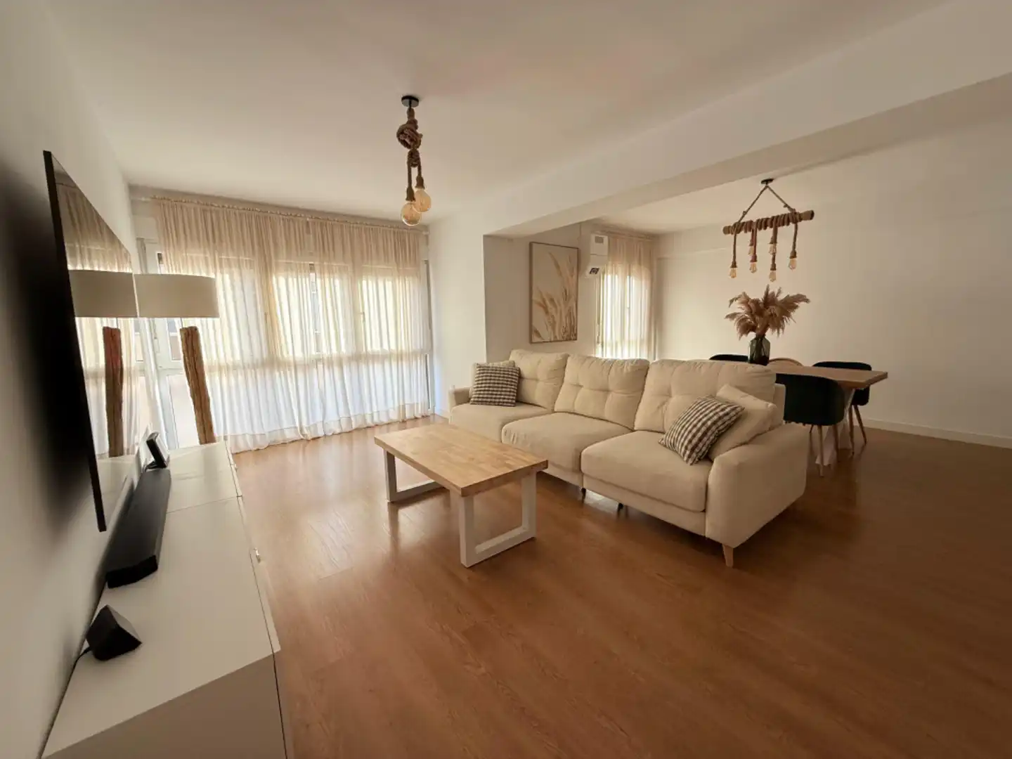 Appartamento con ascensore in vendita a Calle las Cortes, imagen 2