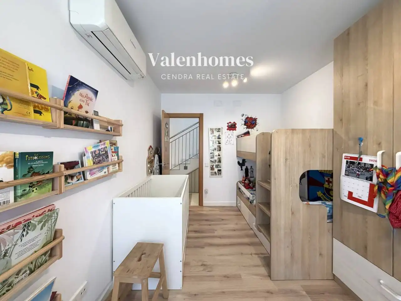 Dormitori de Casa o xalet en venda en Terrassa amb Aire condicionat, Calefacció i Terrassa