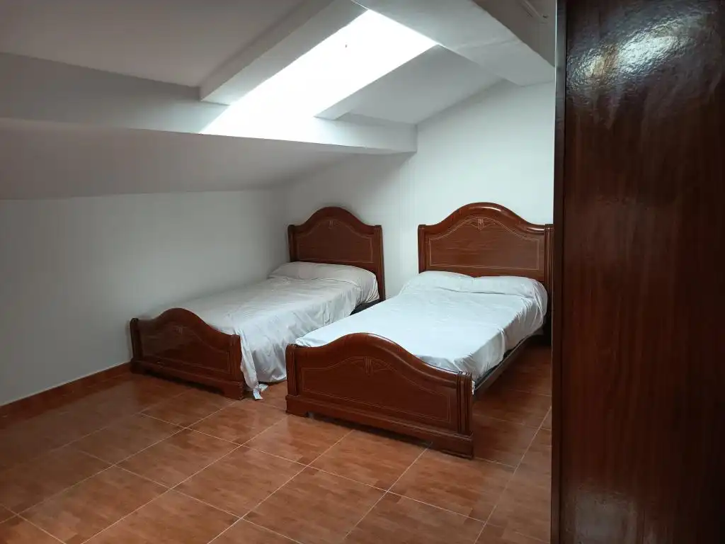 Habitación de Casa o chalet en venta en Avilés con Amueblado