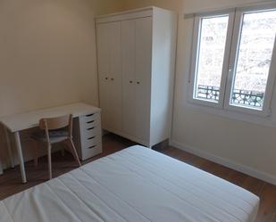 Bedroom of Flat to rent in  Madrid Capital  with Air Conditioner, Heating and Furnished