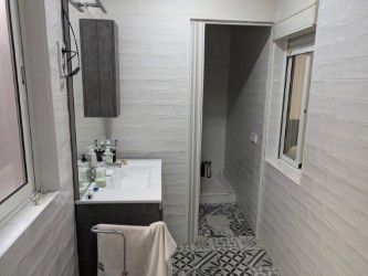 Bany de Pis en venda en  Barcelona Capital amb Aire condicionat, Parquet i Internet