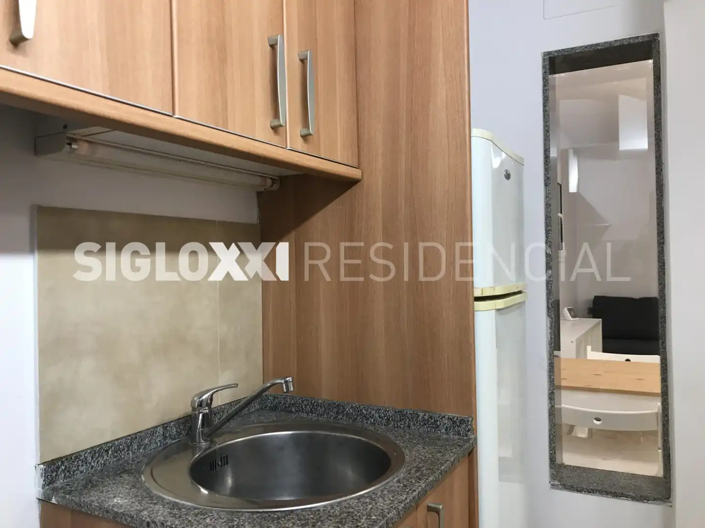 Kitchen of Commercial properties for sale in Barcelona  with Furnished