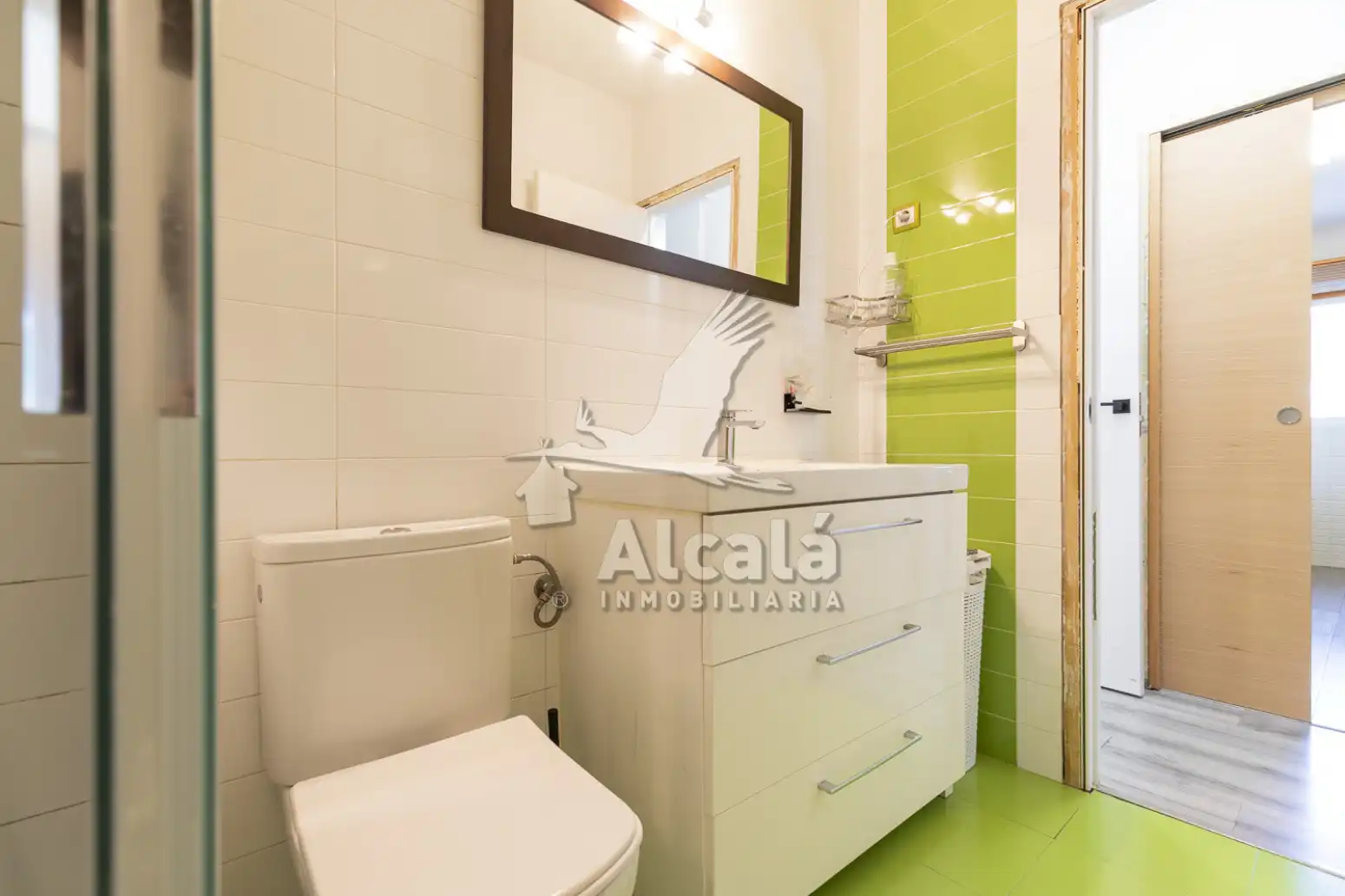 Baño de Piso en venta en Azuqueca de Henares con Aire acondicionado, Calefacción y Terraza
