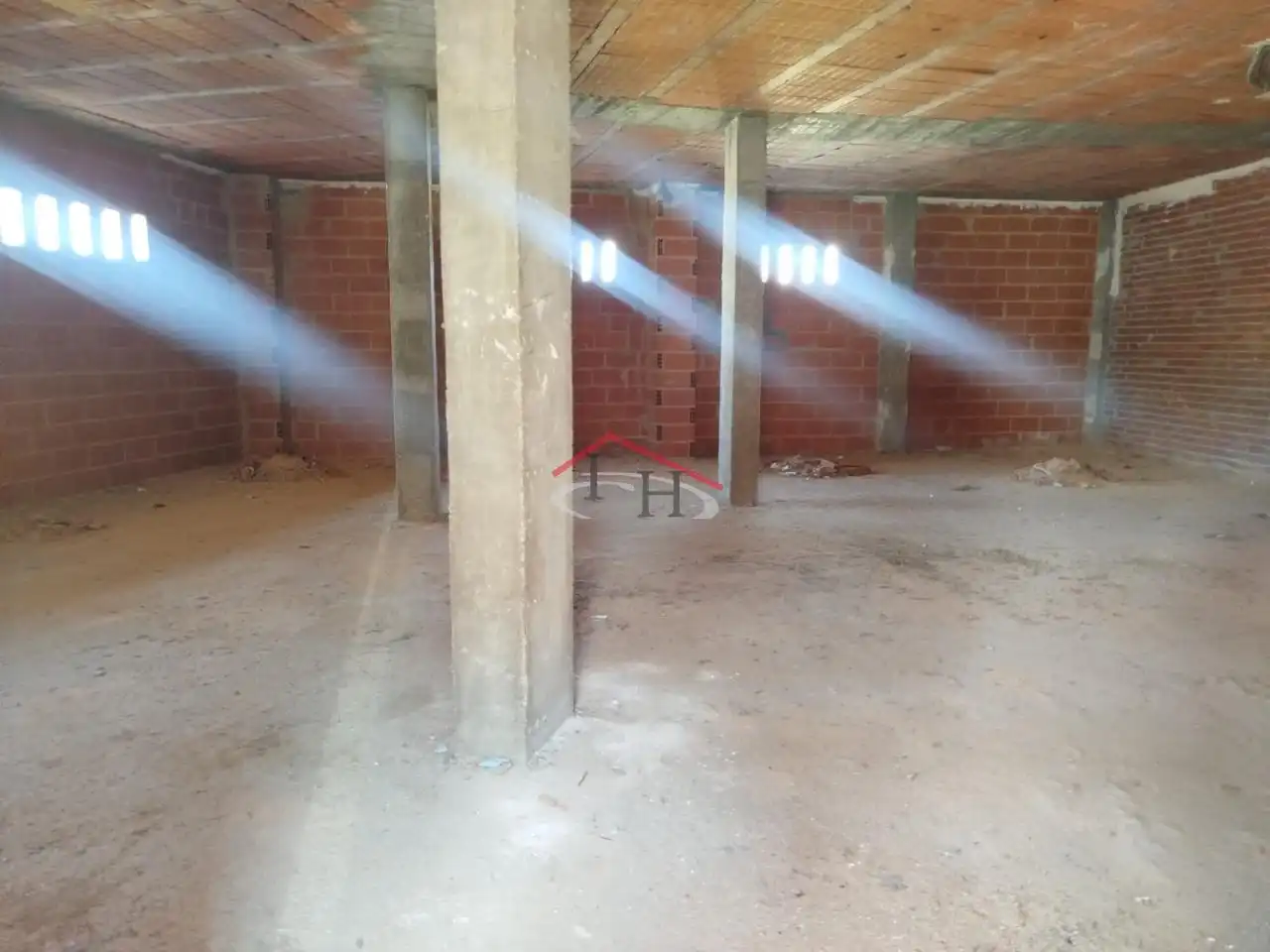 Local comercial en venda a Santiago Apóstol, imagen 8