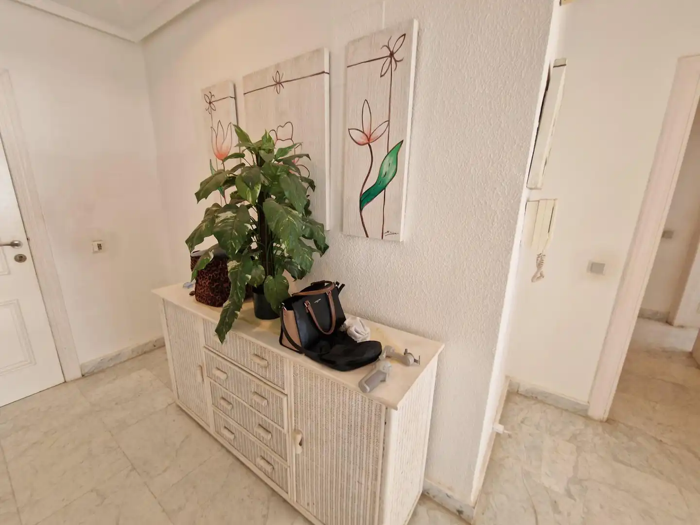 Piso de alquiler en Águilas con Balcón y Piscina comunitaria