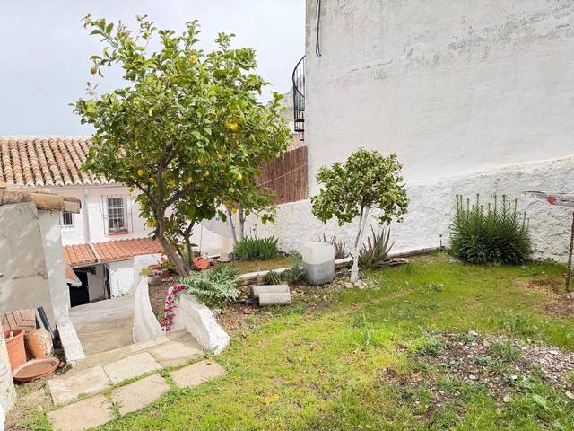 Casa-chalet en Venta en Archidona
