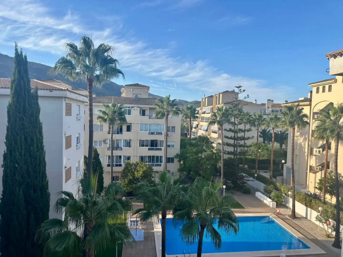 Mini appartamento con piscina in affitto a L'Albir