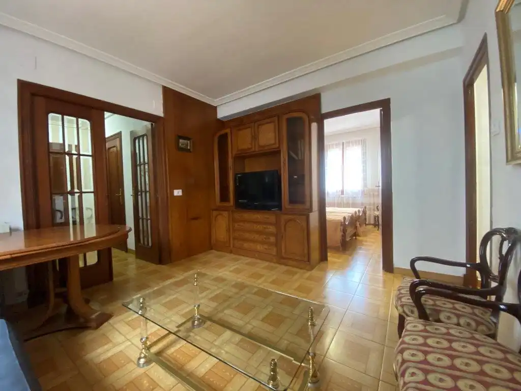 Living room of Flat for sale in Calahorra  with Heating, Terrace and Furnished