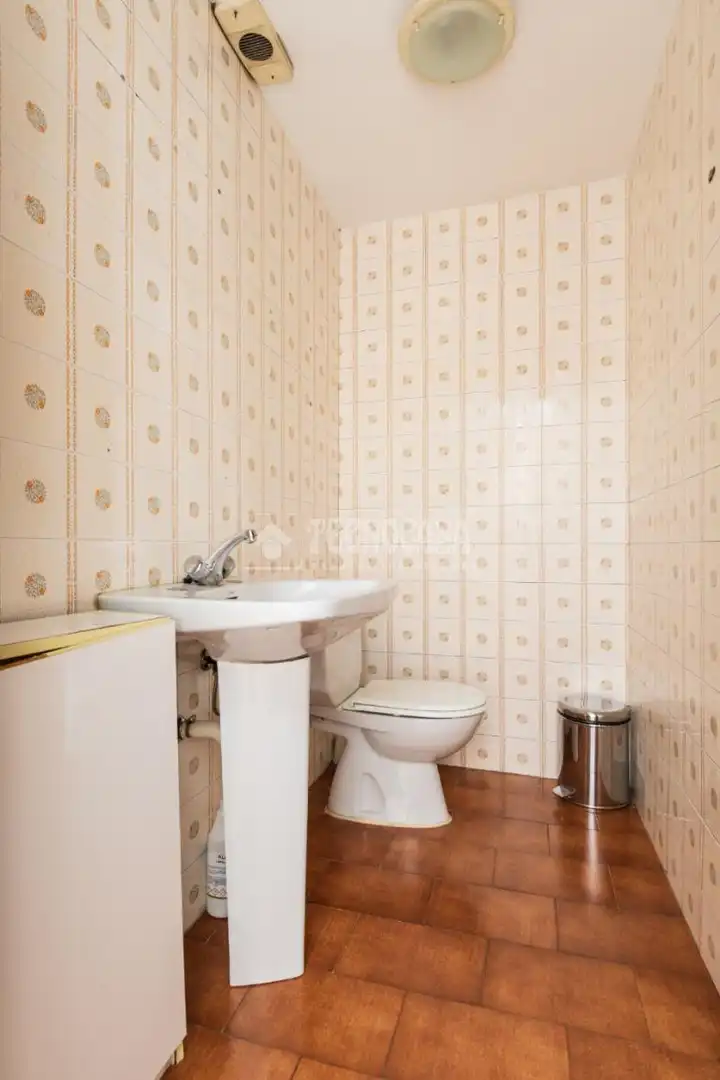 Bathroom of Flat for sale in Zaragoza  with Air Conditioner, Heating and Balcony