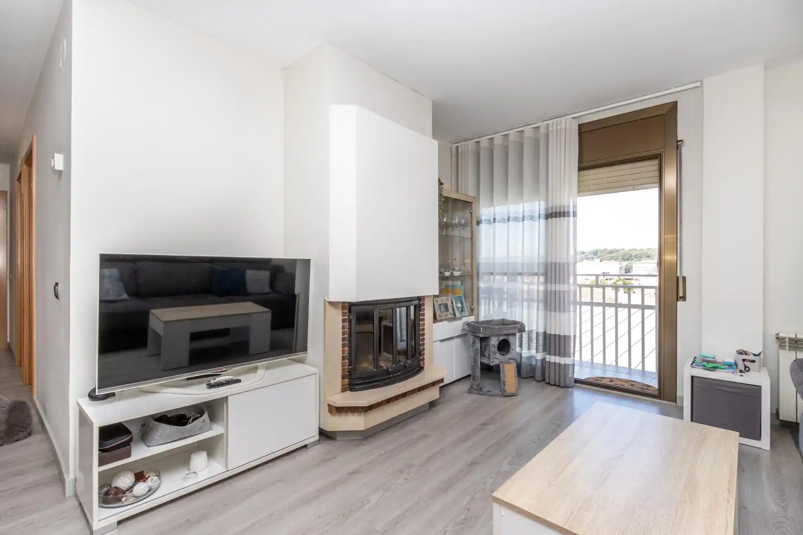 Sala de estar de Piso en venta en Polinyà con Aire acondicionado, Calefacción y Parquet