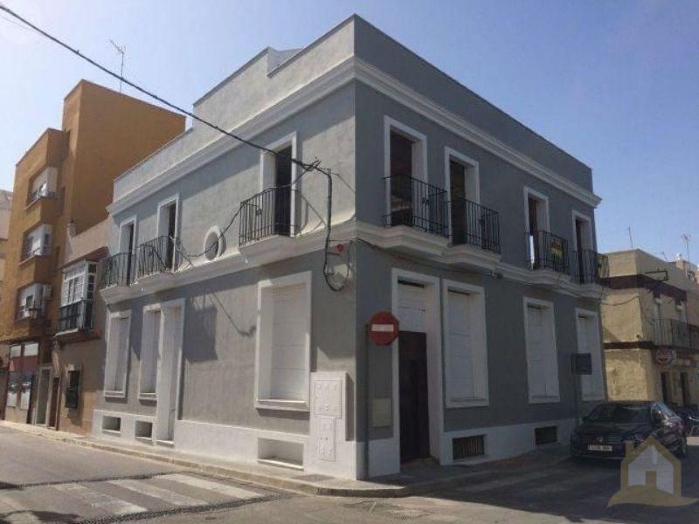 Vista exterior de Casa o xalet en venda en San Fernando amb Terrassa i Traster