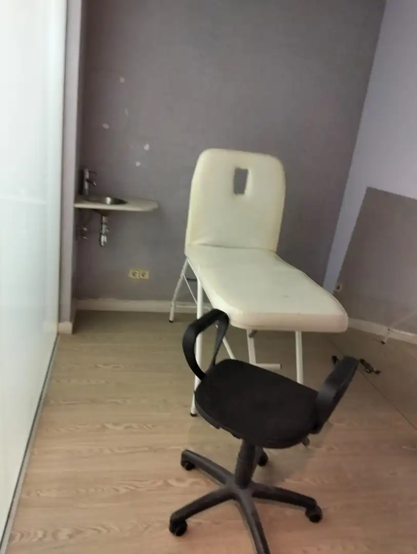 Bedroom of Commercial properties for rent in Girona  with Air Conditioner