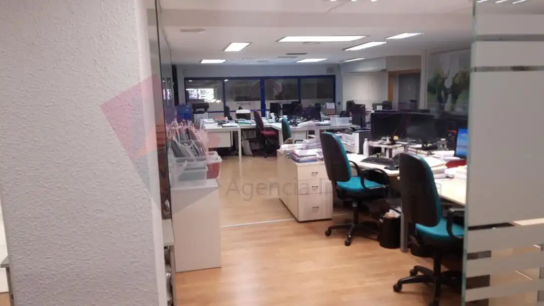 Ufficio con ascensore in vendita a Avenida República Argentina, imagen 5
