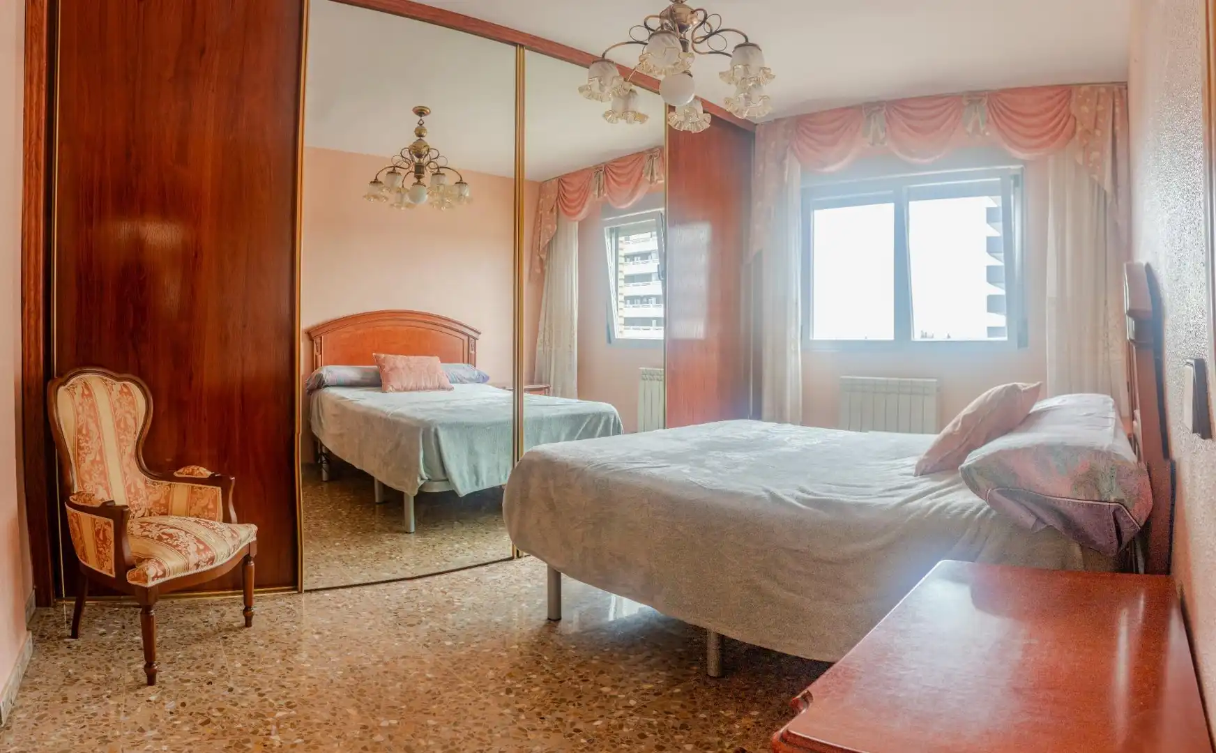 Bedroom of Flat for sale in Zaragoza  with Air Conditioner, Heating and Storage room