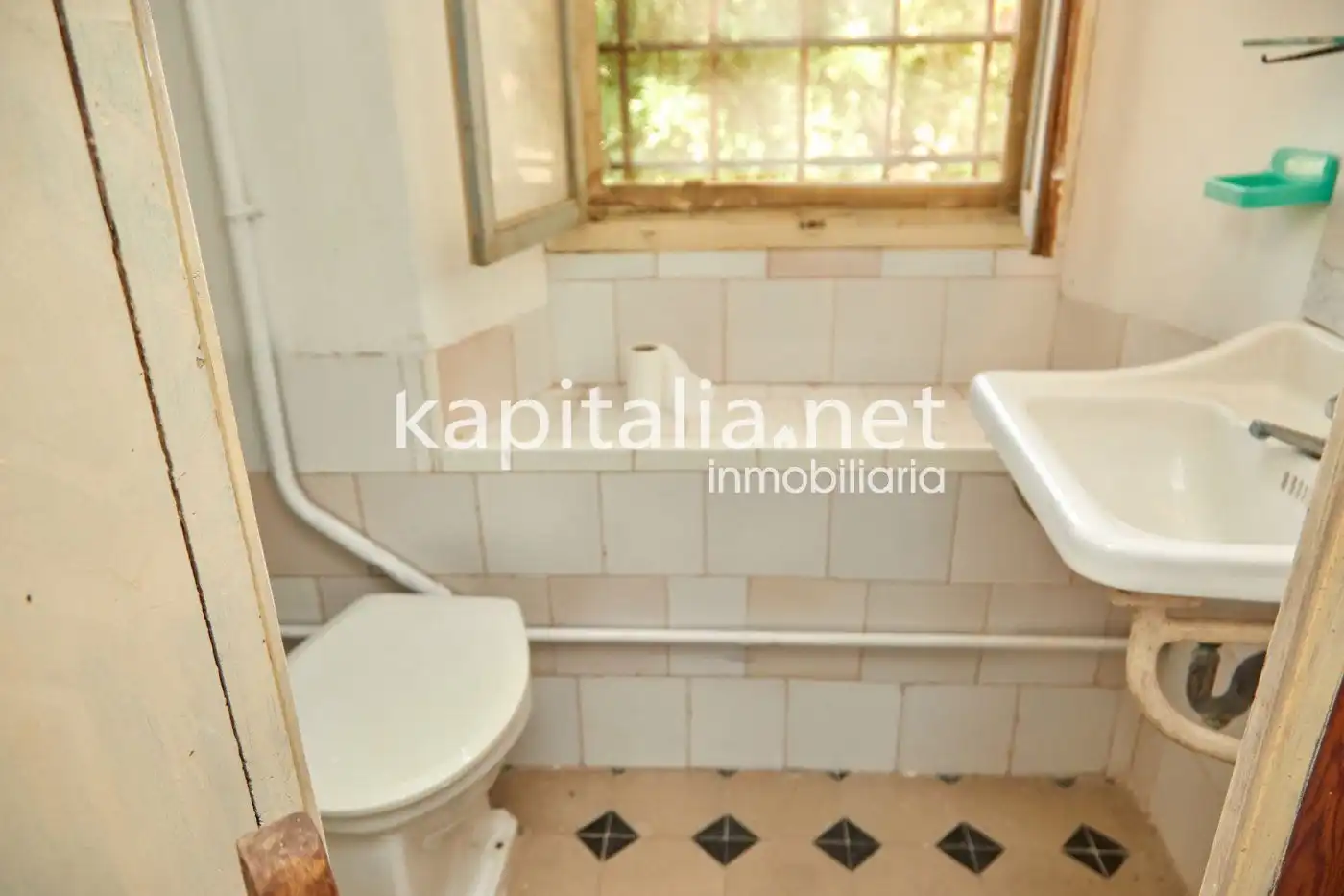 Badezimmer von Country house zum Verkauf in Bocairent mit Privatgarten, Terrasse und Balkon