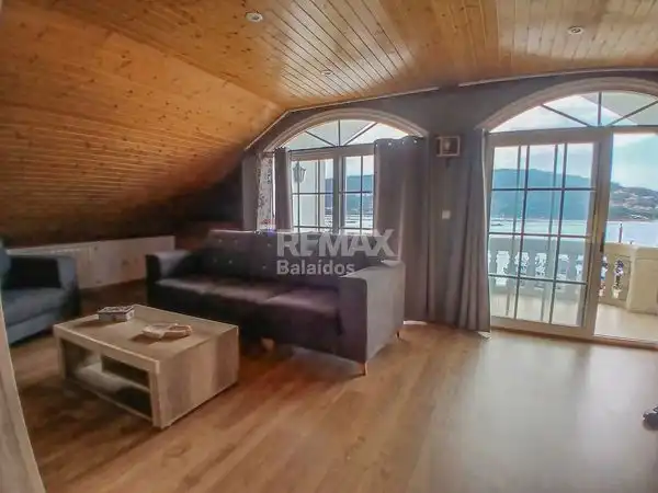 Flat for sale in Cangas , Pontevedra