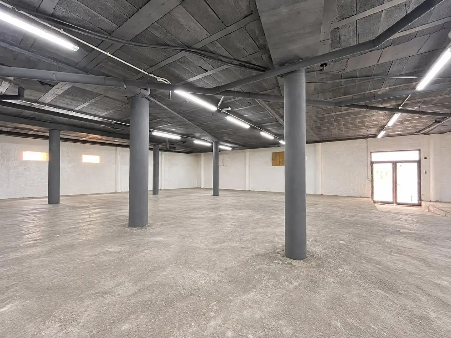 Local comercial en venda a Calle Arminda, imagen 4