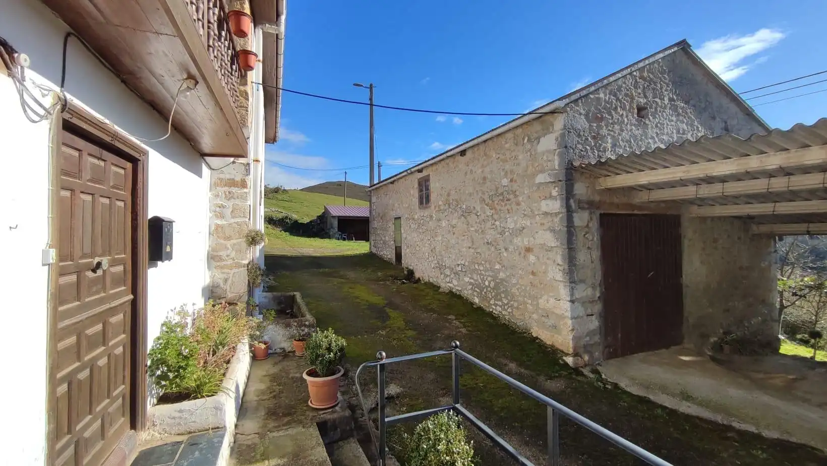 Exterior view of Houses for sale in Santillana del Mar  with Private garden, Storage room and Balcony