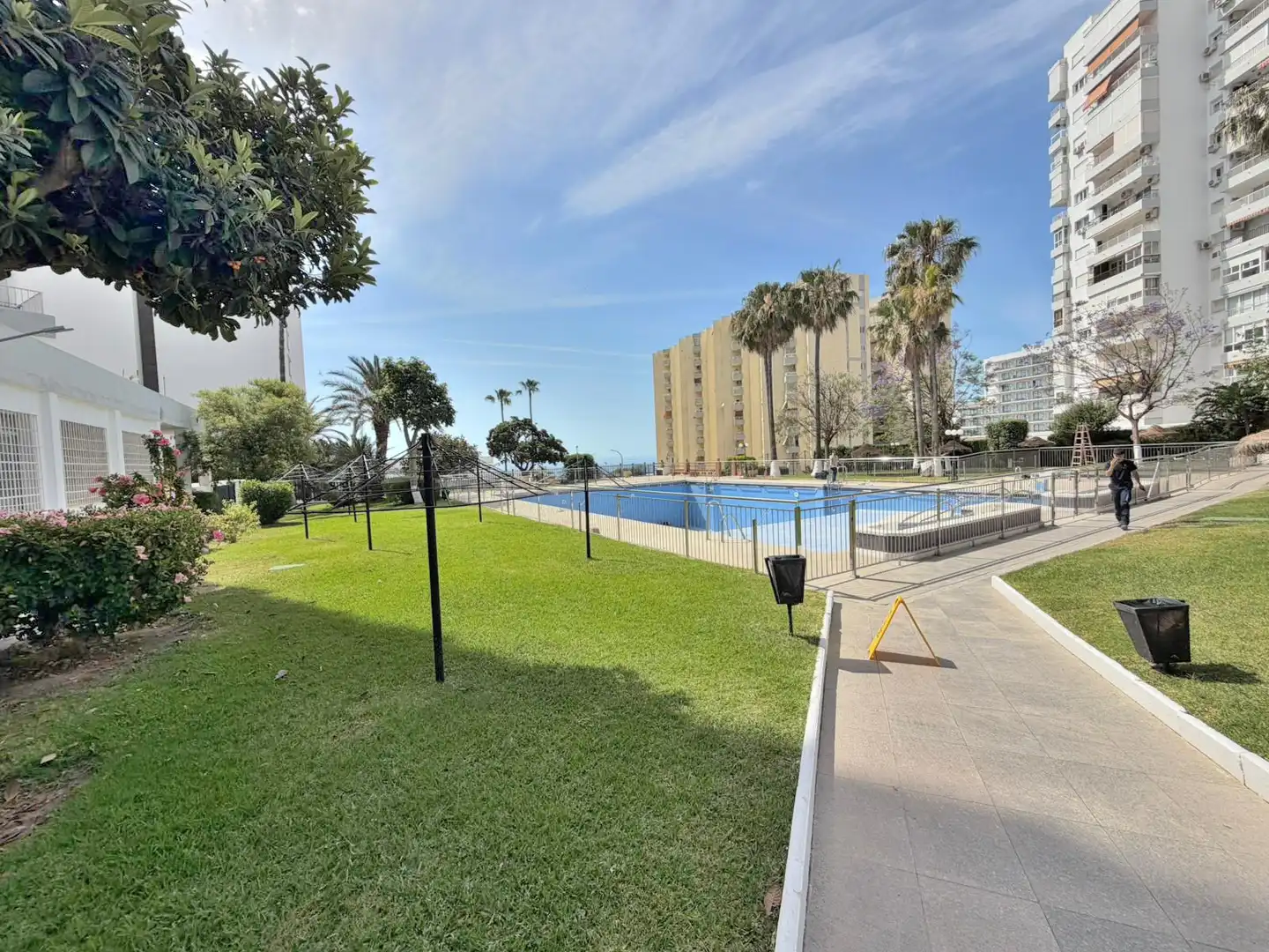 Swimming pool of Apartments for sale in Benalmádena  with Air Conditioner, Terrace and Swimming Pool