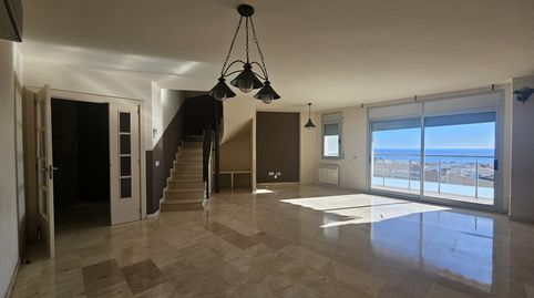Fantástico dúplex con vistas al mar en la Vall de l’Arrabassada