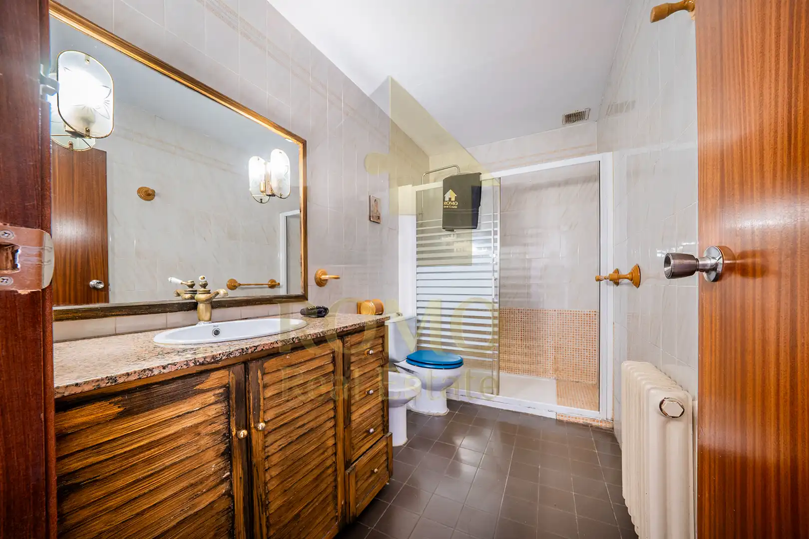 Baño de Casa adosada en venta en Santa Perpètua de Mogoda con Balcón