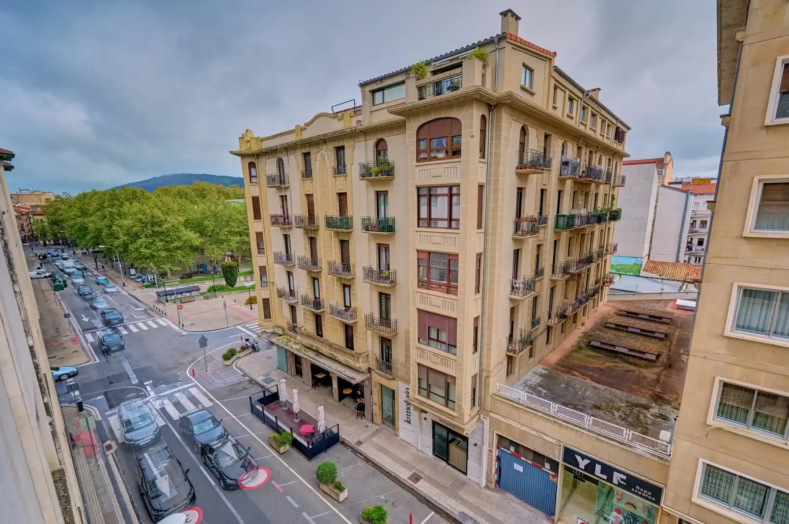 Vista exterior de Oficina en venda en  Pamplona / Iruña amb Calefacció