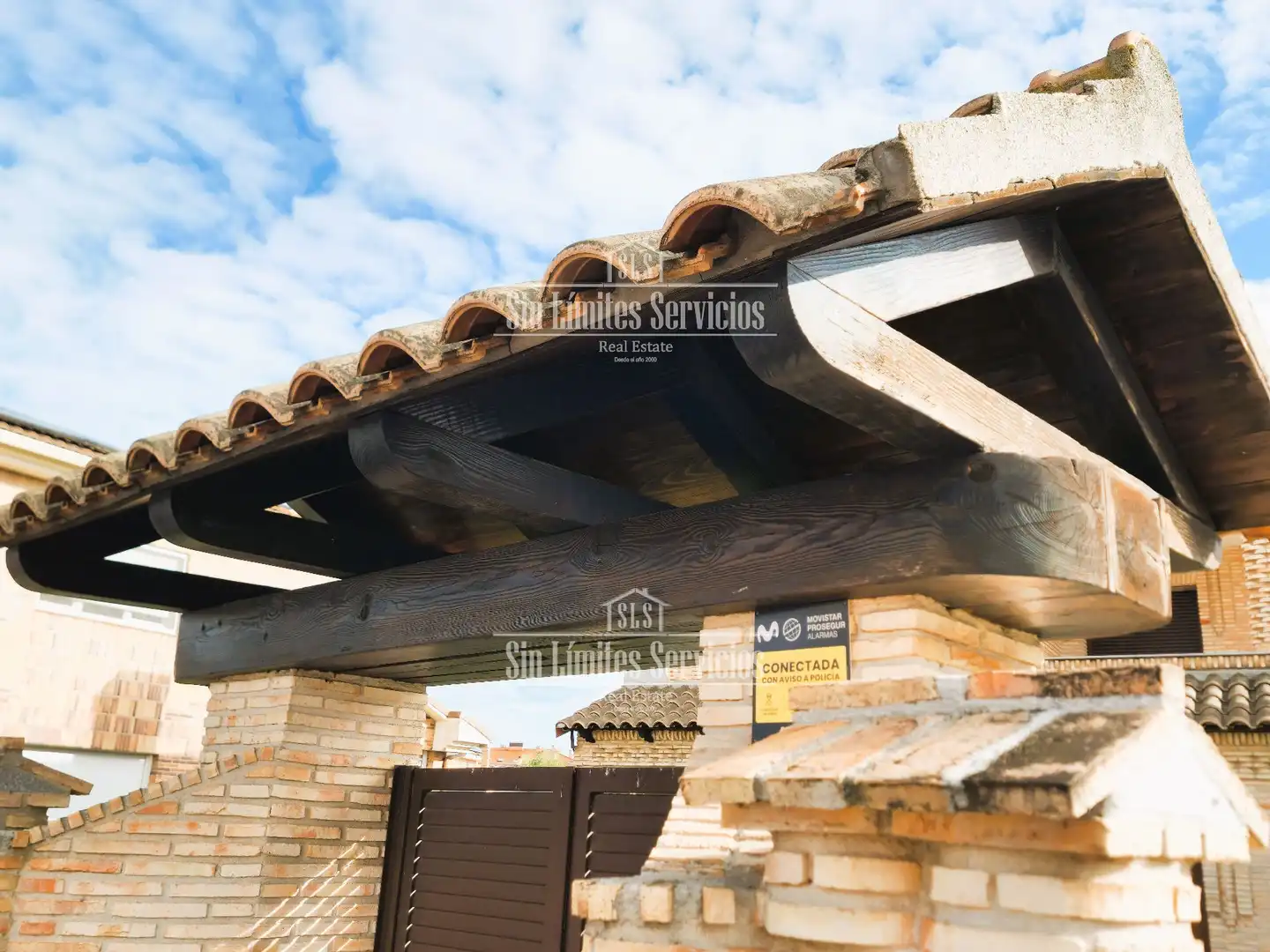 Vista exterior de Casa o xalet en venda en Griñón amb Calefacció, Jardí privat i Terrassa