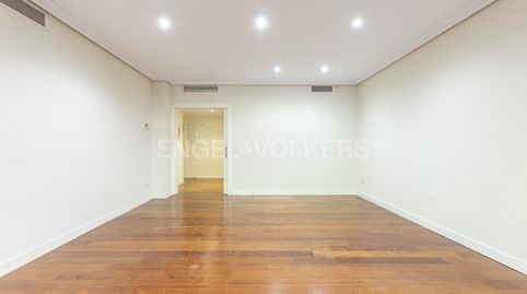 Foto 2 de Apartament de lloguer a Valdemarín, Madrid Capital