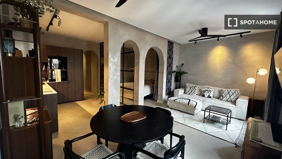 Piso de alquiler en Embajadores - Lavapiés