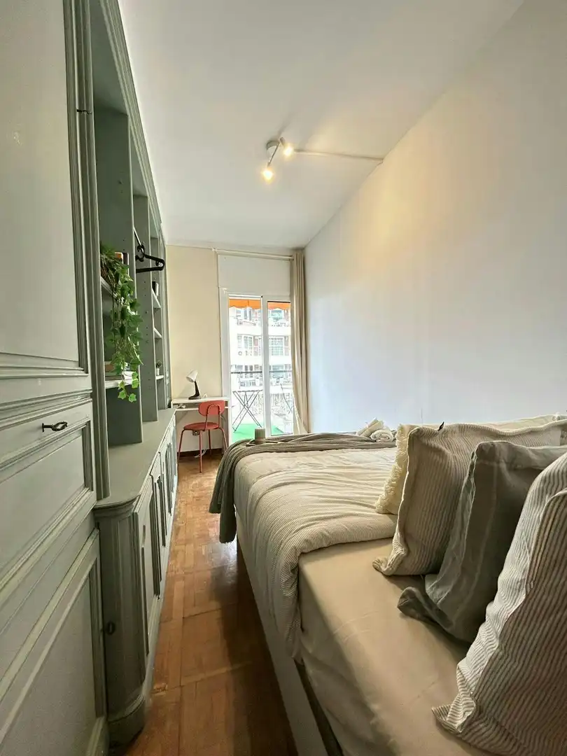 Bedroom of Flat for share in Barcelona  with Heating, Furnished and Washing machine