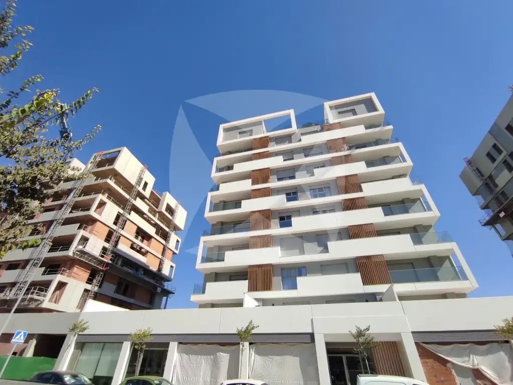 Wohnung zur Miete in Calle Matilde Tagle, Avenida Elvas