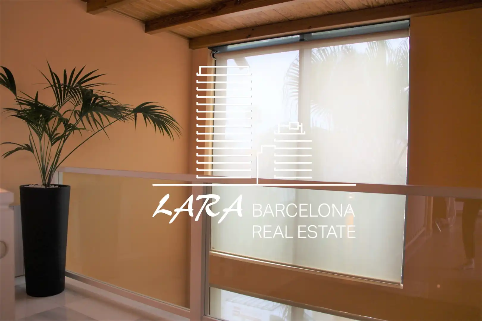 Vista exterior de Casa o chalet de alquiler con opción a compra en Viladecans con Aire acondicionado, Calefacción y Jardín privado