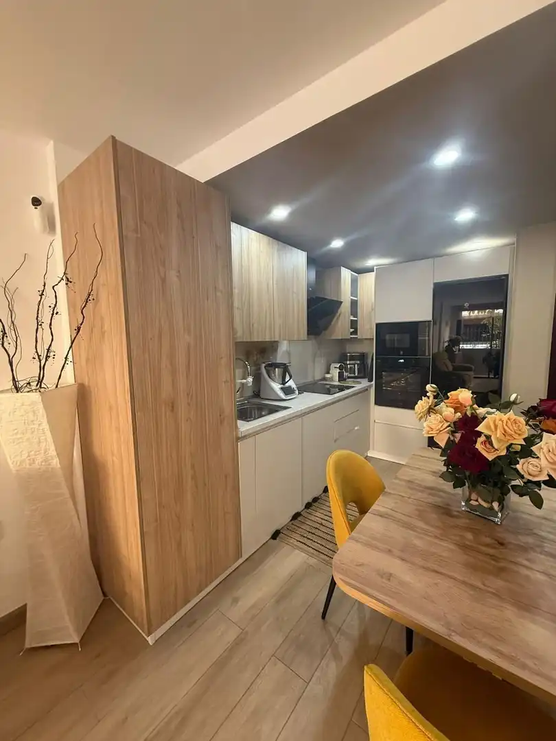 Cuina de Apartament en venda en Adeje amb Moblat i Piscina comunitària