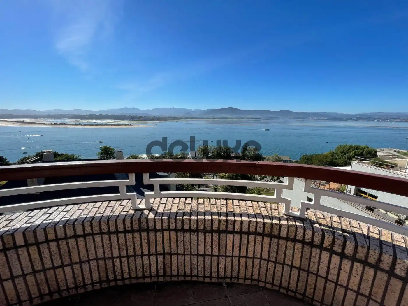 Terraza de Ático en venta en Santander con Calefacción y Terraza
