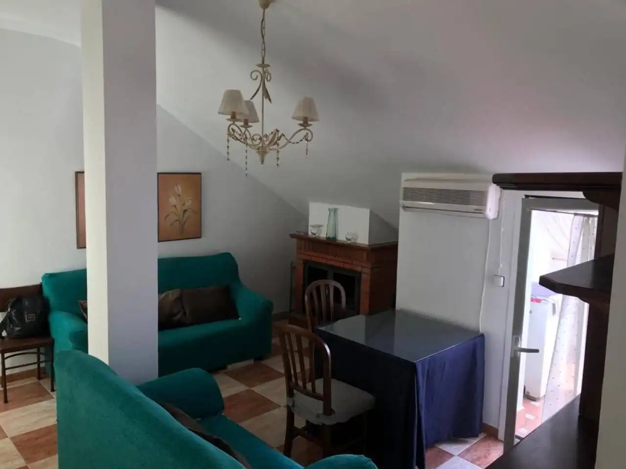 Sala de estar de Ático de alquiler en Baza con Aire acondicionado, Terraza y Amueblado