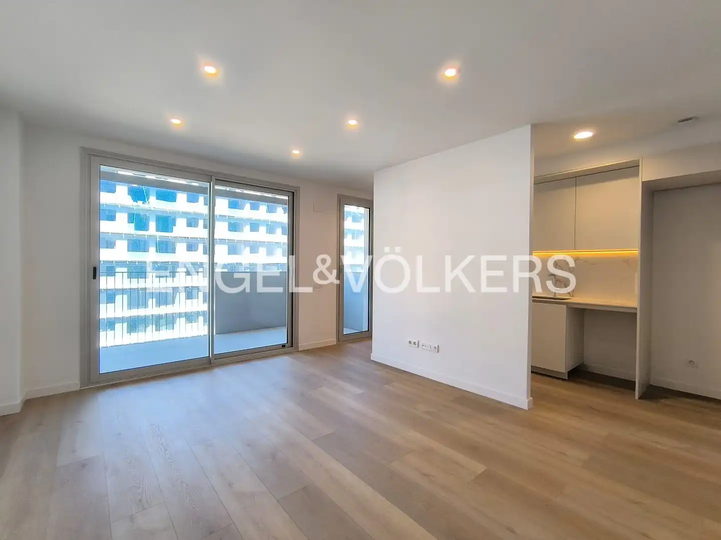 Living room of Flat for rent in Barcelona  with Air Conditioner, Heating and Terrace