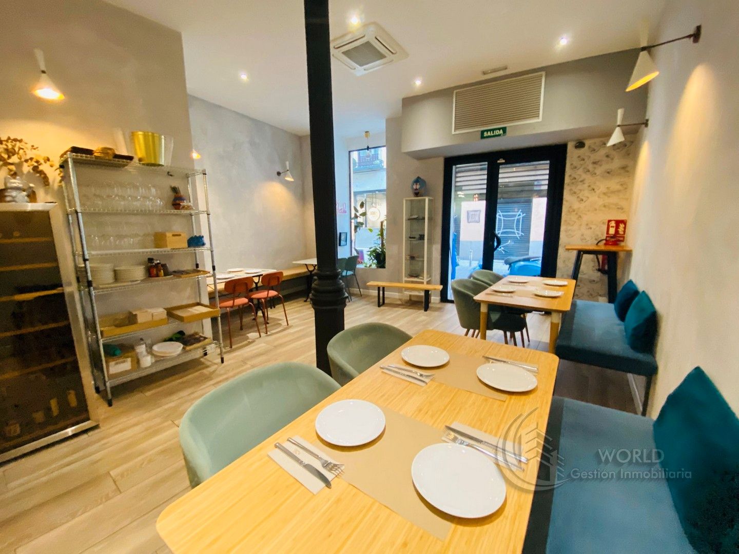 Local en traspaso en  Madrid Capital con Aire acondicionado, Calefacción y Amueblado