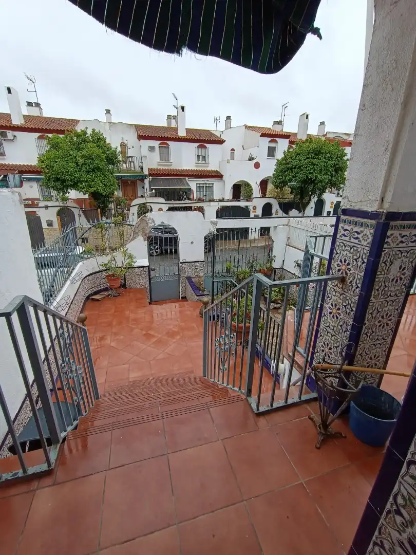 Terraza de Casa adosada en venta en Mairena del Aljarafe con Aire acondicionado, Calefacción y Jardín privado