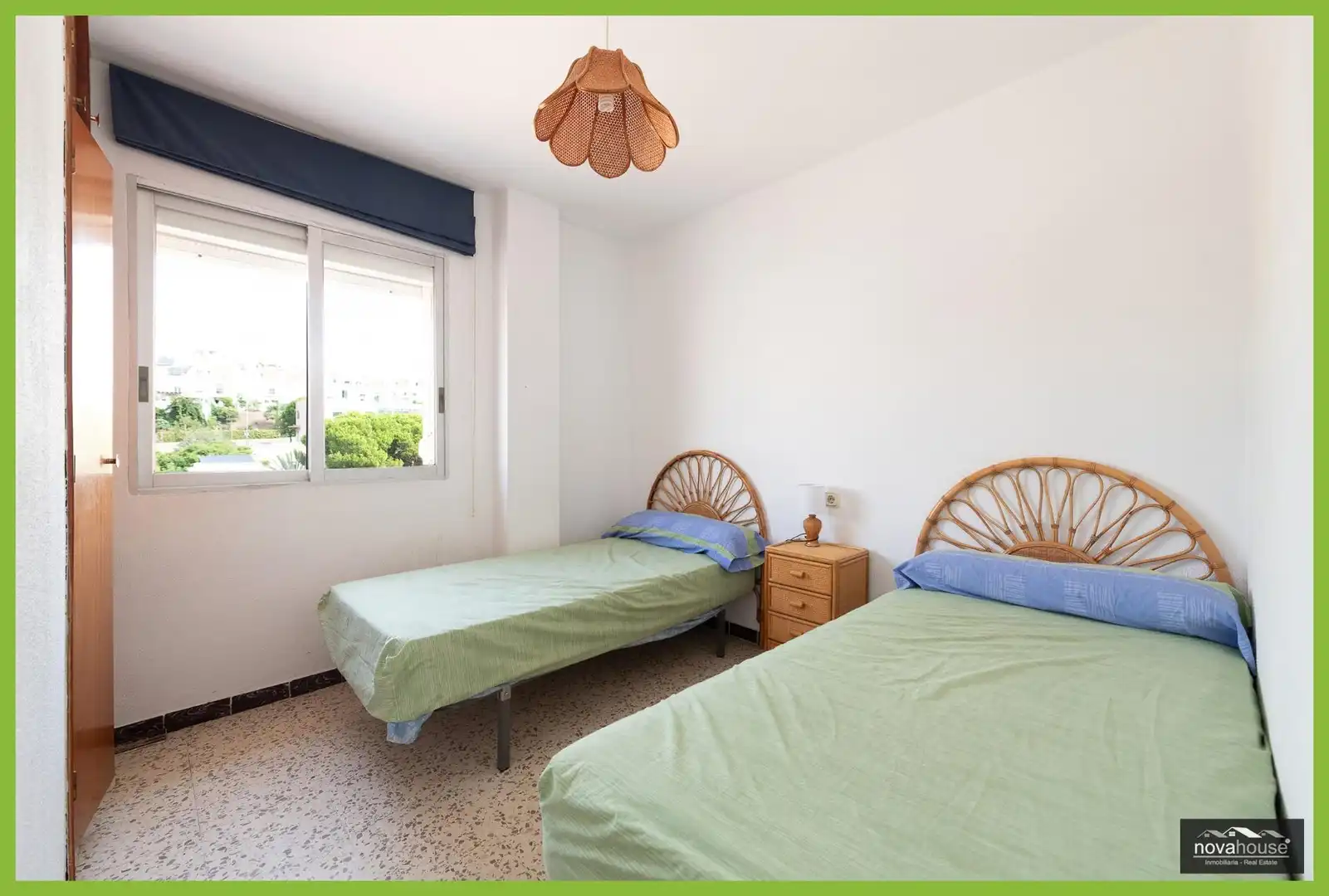 Bedroom of Flat for sale in Rincón de la Victoria  with Air Conditioner, Terrace and Alarm