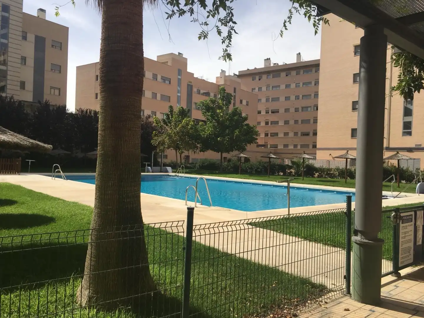 Pis amb piscina de lloguer a Avenida de la Ilustración 83, imagen 12
