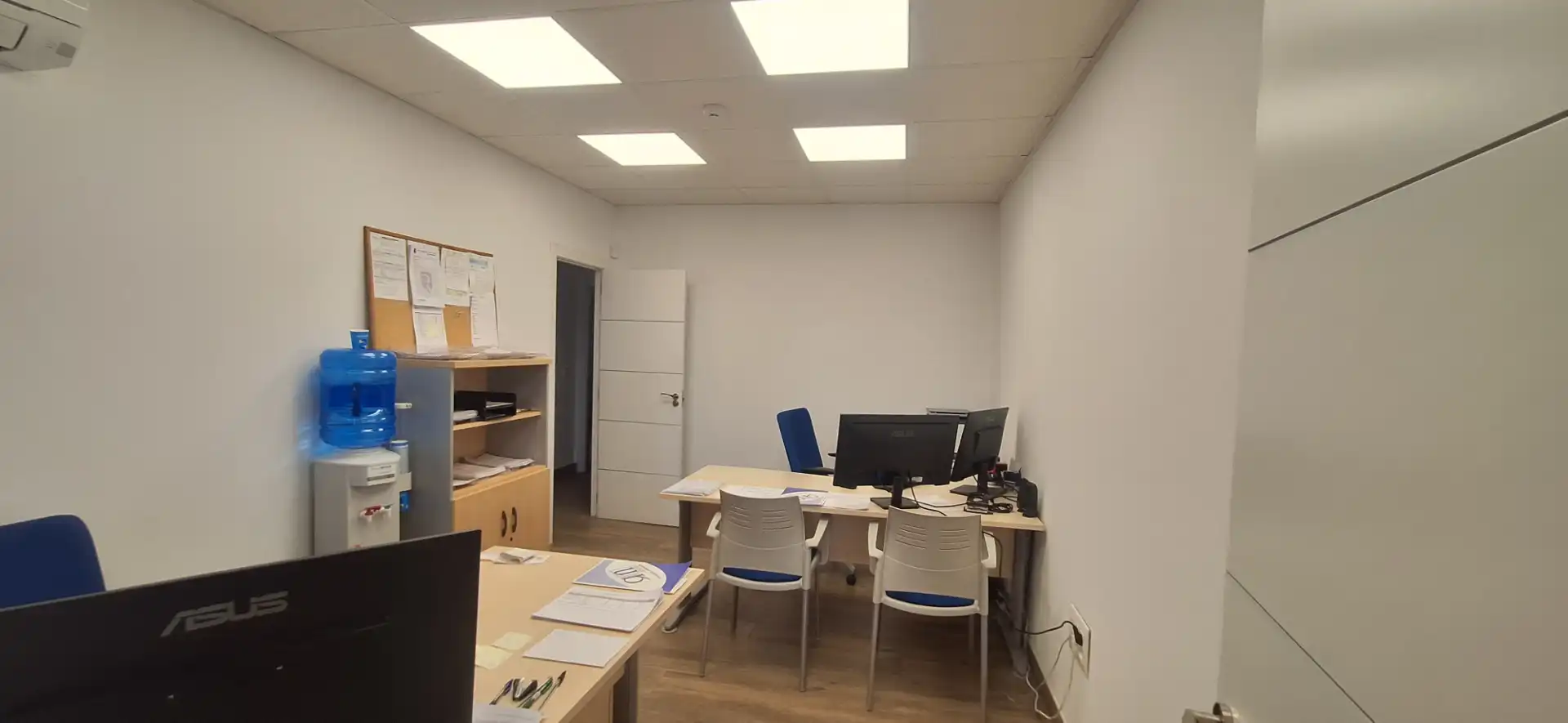 Fabrikhallen zur Miete in Bétera