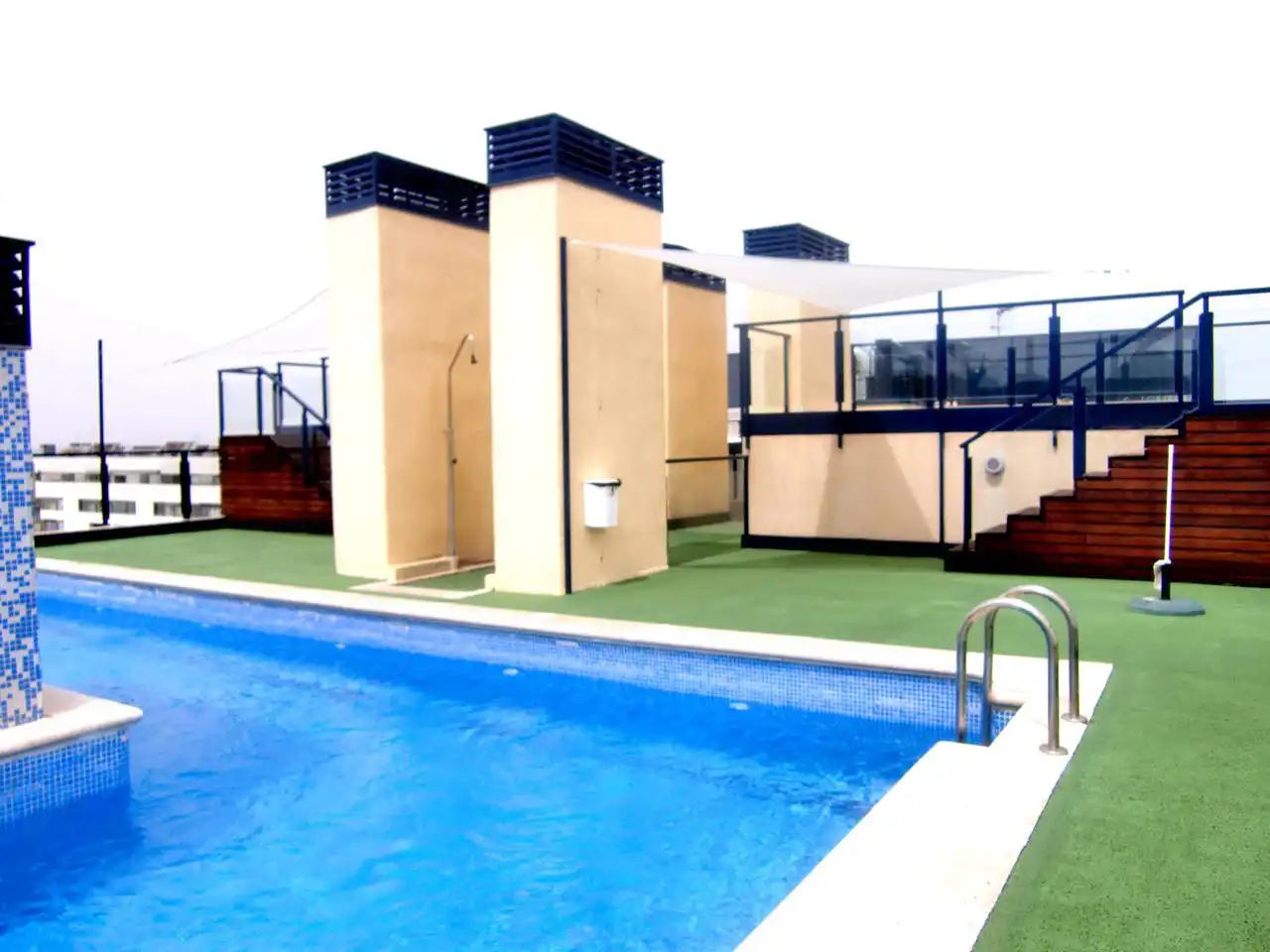 Piscina de Piso en venta en Madrid con Aire acondicionado, Calefacción y Piscina comunitaria