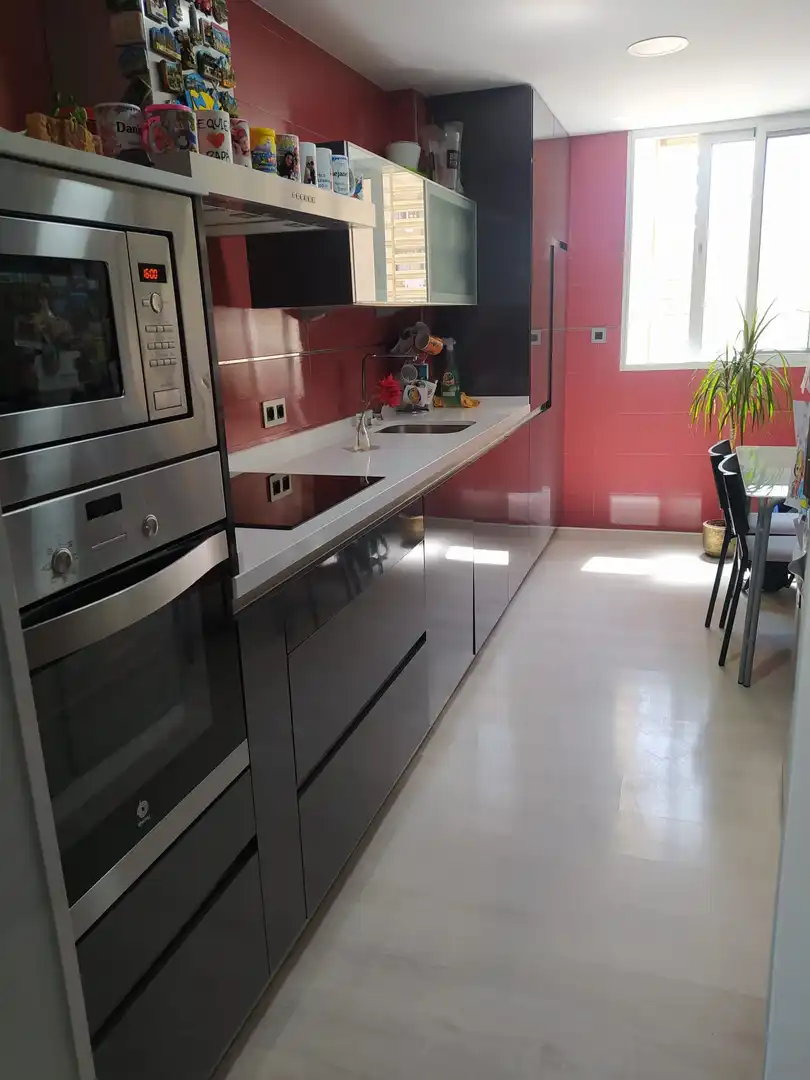Küche von Wohnung zur Miete in Málaga mit Klimaanlage, Terrasse und Möbliert