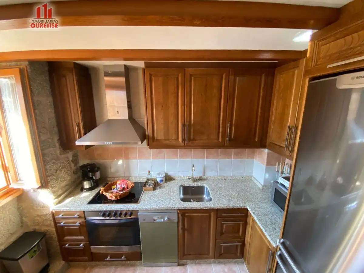 Cocina de Casa o chalet en venta en Carballeda de Avia con Aire acondicionado, Calefacción y Jardín privado