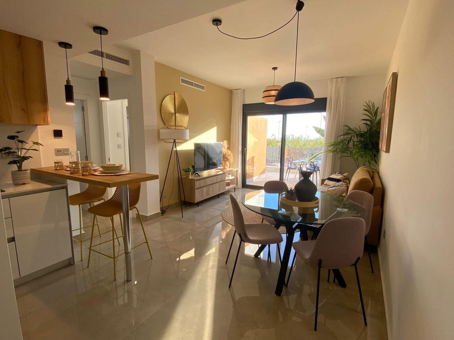 Esszimmer von Wohnungen zum Verkauf in Pilar de la Horadada mit Privatgarten, Terrasse und Abstellraum