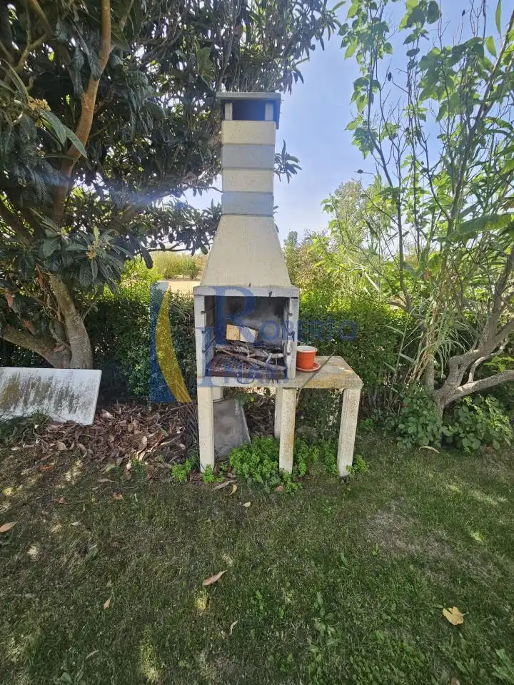 Jardín de Casa o chalet en venta en Laguna de Negrillos con Calefacción y Jardín privado