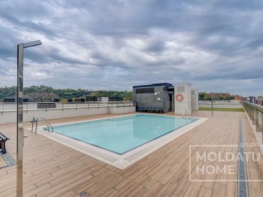 Pis amb piscina en venda a Saturio Burutaran