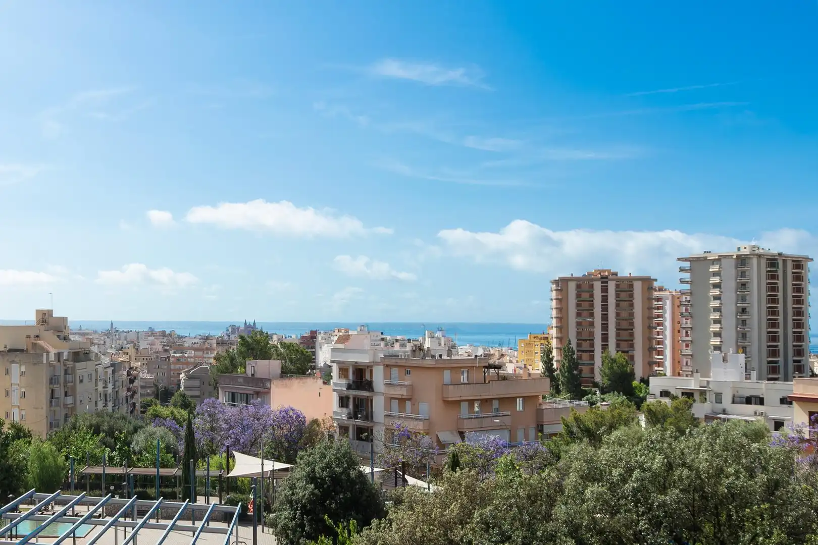 Exterior view of Flat for sale in  Palma de Mallorca  with Air Conditioner, Private garden and Terrace